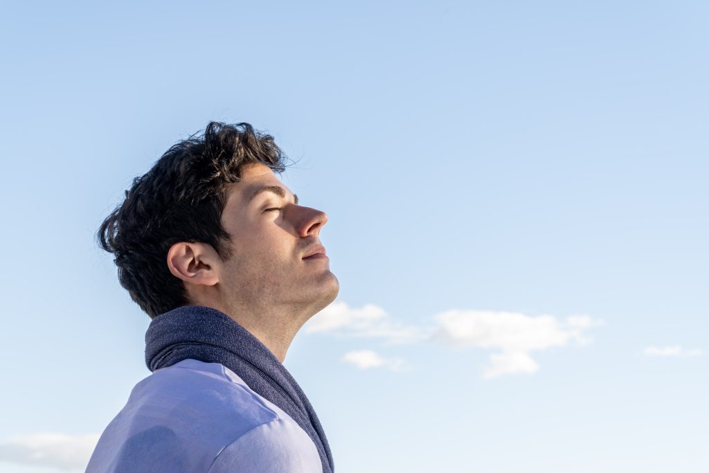 breathing exercise to control anxiety min